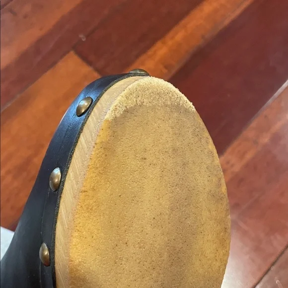 Tenpoints Clogs - Picture 5 of 8